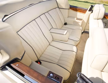 Интерьер 1987–89 Rolls-Royce Corniche II [North America] '1986–89