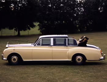 1991 Rolls-Royce Phantom VI Landaulette (LWX10422)
