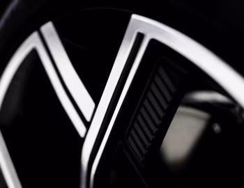 Rolls-Royce Black Badge Cullinan "Disruptor" [Worldwide] '2024–pr.