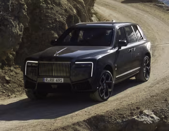 Rolls-Royce Black Badge Cullinan "Captain" [Worldwide] '2024–pr.