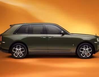 Rolls-Royce Cullinan "Fu-Shion: Military Green" [UK-spec] '2022–24
