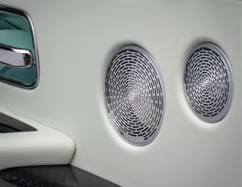 Интерьер Rolls-Royce Black Badge Cullinan Mid-Century Modern '04.2021