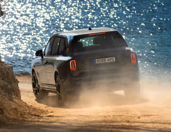 Rolls-Royce Black Badge Cullinan "Captain" [Worldwide] '2024–н.ч.