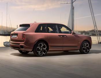 Rolls-Royce Black Badge Cullinan "Disruptor" [Worldwide] '2024–н.ч.