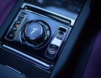 Інтэр'ер Rolls-Royce Black Badge Cullinan [Japan] '2019–24