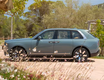 Rolls-Royce Cullinan "Captain" [Worldwide] '2024–pr.