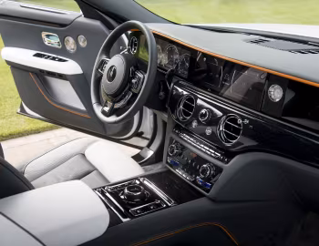 Интерьер 2021–24 Rolls-Royce Ghost [North America] '2020–24