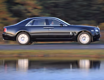 Rolls-Royce Ghost [UK-spec] '2009–14