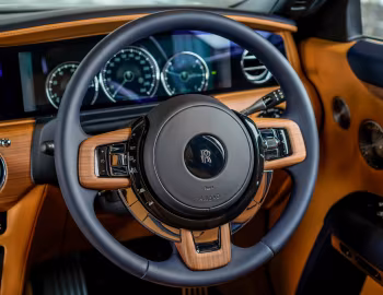 Передня панель Rolls-Royce Ghost Extended [Malaysia] '2021–24
