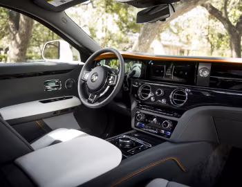 Интерьер 2021–24 Rolls-Royce Ghost [North America] '2020–24