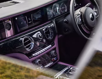 Интерьер Rolls-Royce Ghost [UK-spec] '2020–24