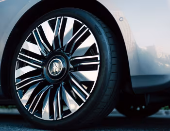 Rolls-Royce Ghost Extended [Japan] '2025–н.ч.