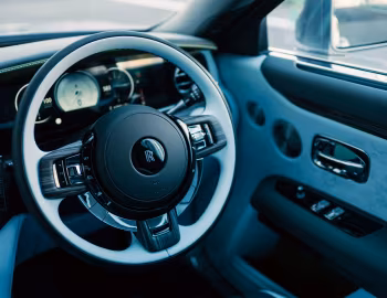 Передня панель Rolls-Royce Ghost Extended [Japan] '2025–н.ч.