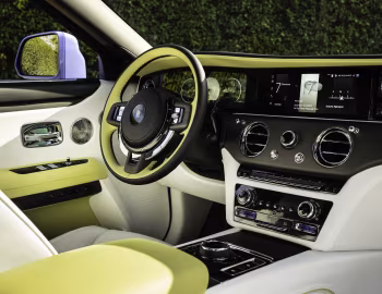 Panel frontal Rolls-Royce Ghost "Vanguard" [Worldwide] '2024–pr.
