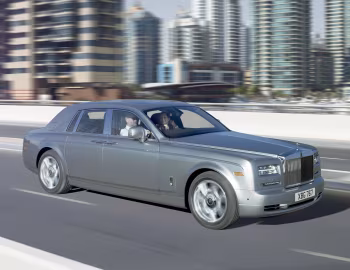 Rolls-Royce Phantom [UK-spec] '06.2012–17