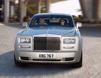 Rolls-Royce Phantom [UK-spec] '06.2012–17