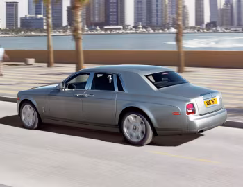 Rolls-Royce Phantom [UK-spec] '06.2012–17