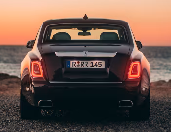 Rolls-Royce Phantom "The Extrovert" [Worldwide] '2022–н.ч.