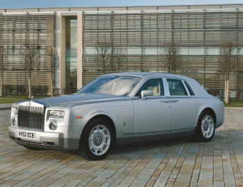 Rolls-Royce Phantom [UK-spec] '02.2003–09