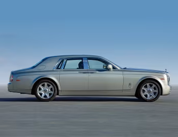 Rolls-Royce Phantom [UK-spec] '06.2012–17