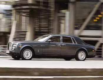 Rolls-Royce Phantom [UK-spec] '02.2003–09