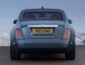 Rolls-Royce Phantom EWB [UK-spec] '2022–н.ч.