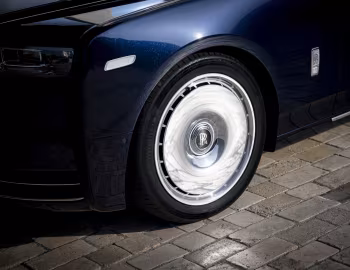 Rolls-Royce Phantom EWB [Worldwide] '2022–pr.