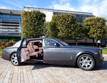 Rolls-Royce Phantom EWB [Worldwide] '2009–12