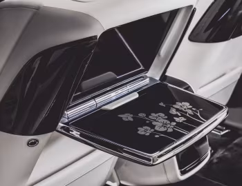 Інтер'єр Rolls-Royce Phantom EWB "Orchid" '2022