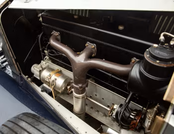 Bajo el capó Rolls-Royce Phantom II Continental Berline by Fernandez & Darrin (#106PY) '1933