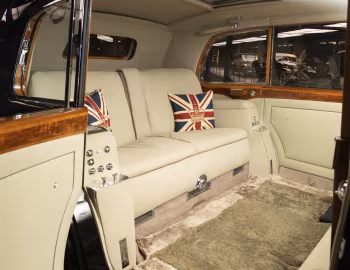 Interior Rolls-Royce Phantom IV Limousine 7 seater by Mulliner (4BP7) '07.1954