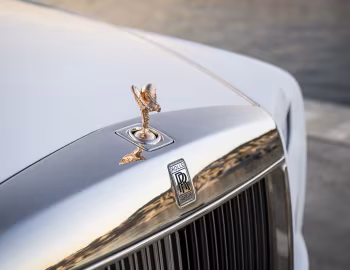 Mascotte Rolls-Royce Phantom "The Sentimentalist" [Worldwide] '2022–pr.