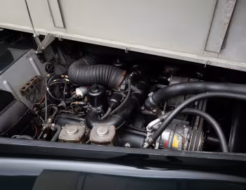 Sous la capuche 1965 Rolls-Royce Phantom V Limousine [LHD] (5LVD21)