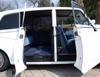 Інтер'єр 1970 Rolls-Royce Phantom VI Limousine [RHD] (PRH4586)