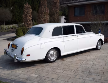 1970 Rolls-Royce Phantom VI Limousine [RHD] (PRH4586)