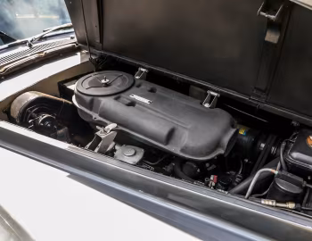 Під капотом 1975 Rolls-Royce Phantom VI Limousine [RHD] (PRH4824) '1975