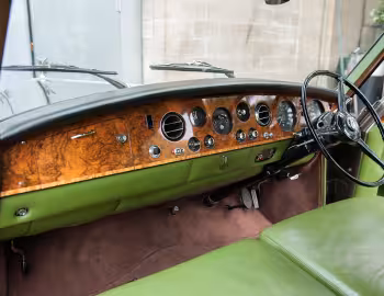 Передня панель 1970 Rolls-Royce Phantom VI Limousine [RHD] (PRH4597)