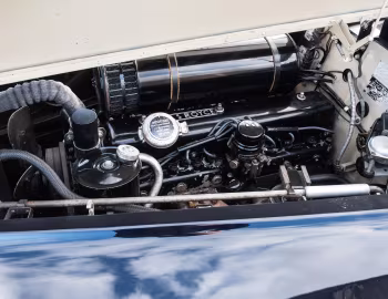 Под капотом 1957 Rolls-Royce Silver Cloud Drophead Coupe Mulliner [RHD] (SBC118)