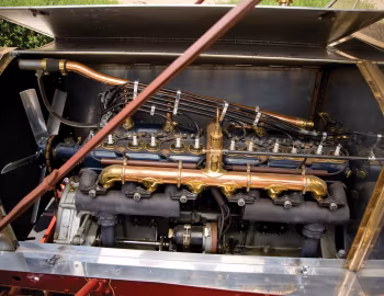 Під капотом Rolls-Royce Silver Ghost '1924