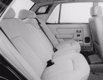 Інтэр'ер Rolls-Royce Silver Spirit [UK-spec] '1980–89