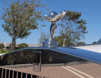 Маскот 1981–89 Rolls-Royce Silver Spur [North America] '1980–89