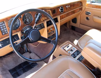 Передня панель 1981–89 Rolls-Royce Silver Spur [North America] '1980–89