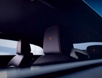 Интерьер Rolls-Royce Spectre "Escapism" '2024
