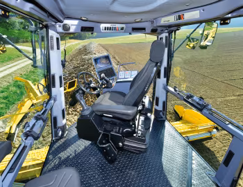 Interior ROPA Maus 6 '2021–pr.