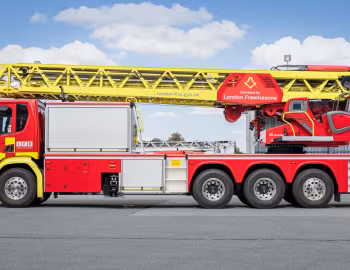 Scania P 410 NB8×4 with turntable ladder Magirus model M 64 L [UK-spec] '2020–21
