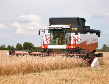 Acros 585 '2015–pr.
