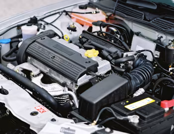 Sous la capuche Rover 45 Sedan '2004–05