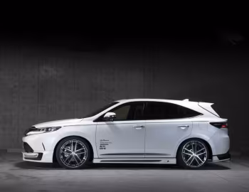 Rowen Toyota Harrier '06.2017–06.2020