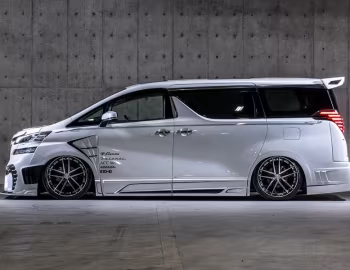 Rowen Toyota Vellfire RR '01.2015–12.2017