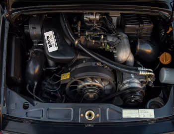 Under The Hood Ruf CR4 '1993